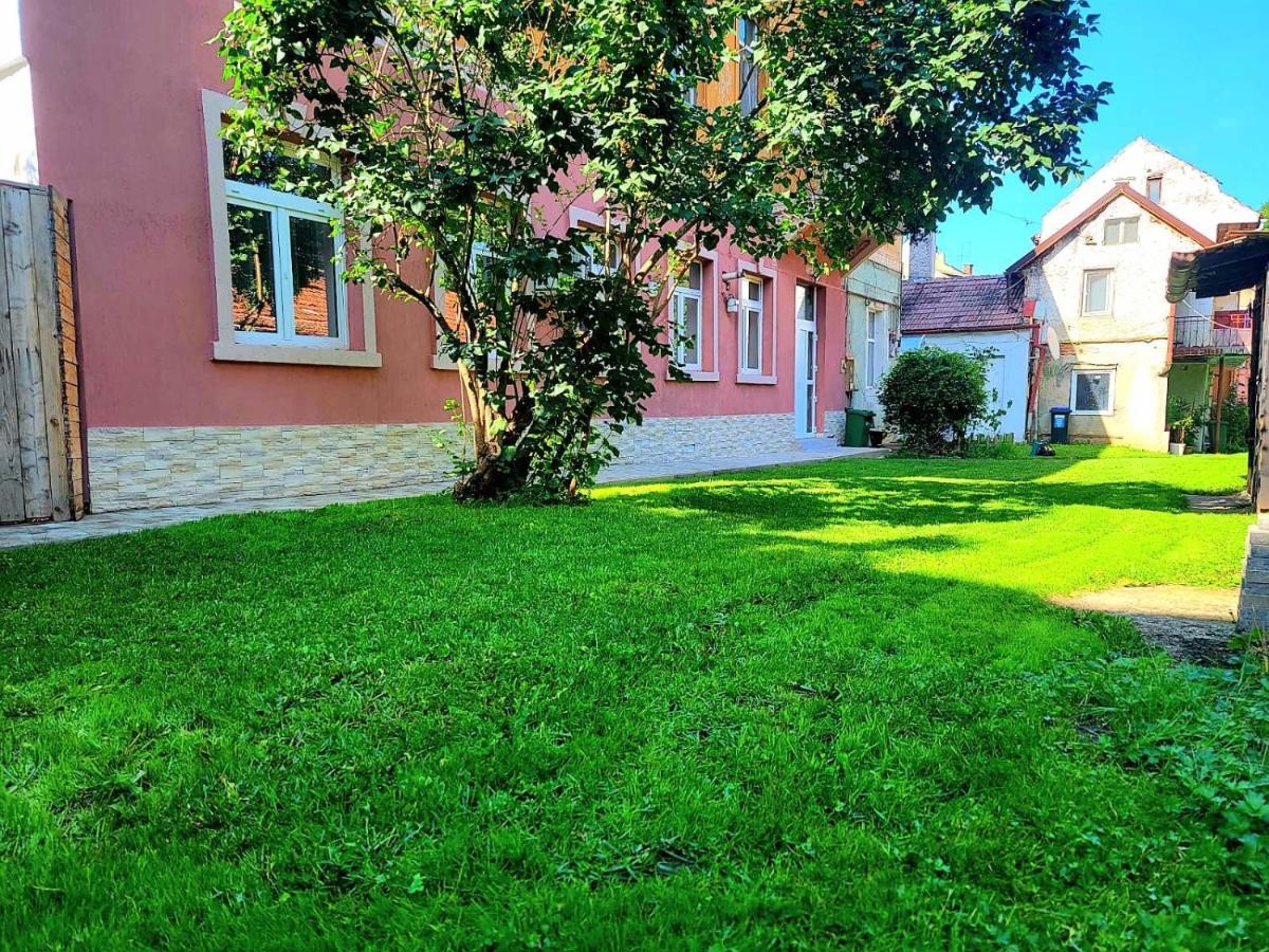 Ferienwohnung The Perfect Recharge Spot Brașov Exterior foto