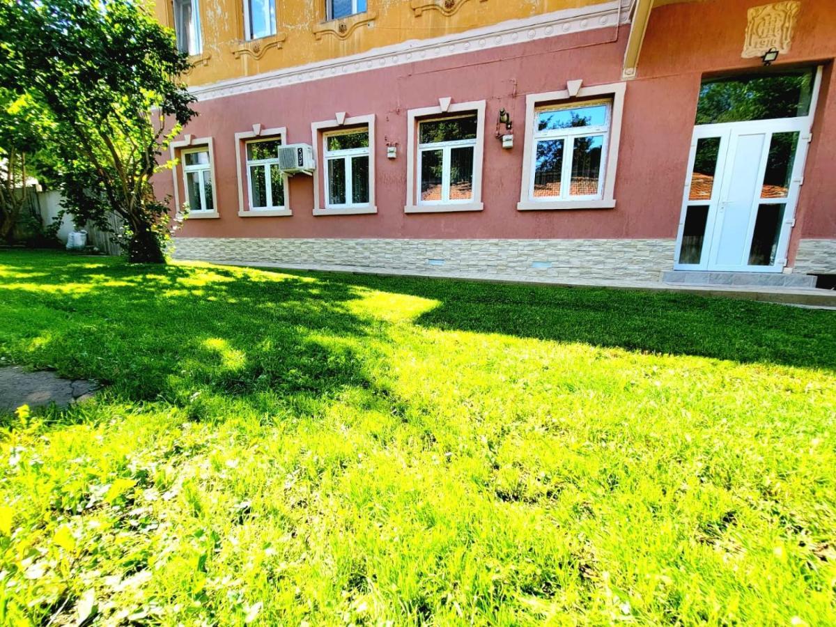 Ferienwohnung The Perfect Recharge Spot Brașov Exterior foto